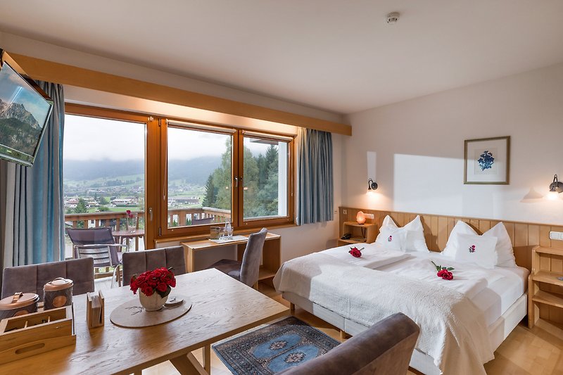 Studio im Rosenhof - Familienurlaub in Österreich - Hotel mit Pool und Garten
