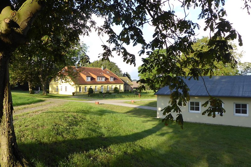 Ferienhaus mit WeissemStall und Garage