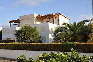 Moderne Poolvilla in Sagres
