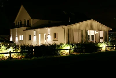 la Cabane parterre , 8 Schlafzimmer