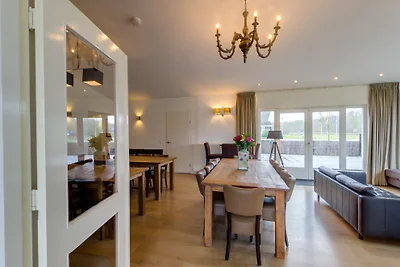 la Cabane parterre , 8 Schlafzimmer