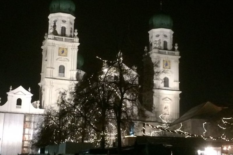 Dom zu Passau in der Weihnachtszeit