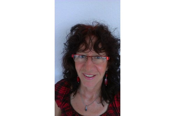 Frau A. Dages Frau A. Dages