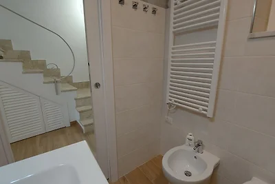 Marina House mit Balkon aufs Meer