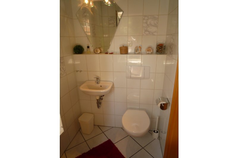 Gäste-WC unten