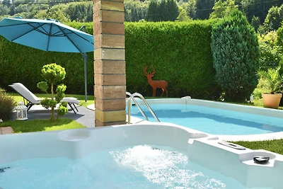 Le gite de l'écureuil****