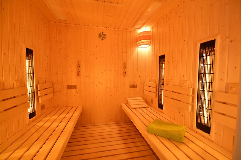 Private Sauna für 4 Personen