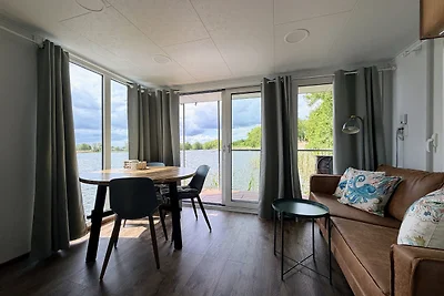 Schwimmendes Ferienhaus Wesenberg