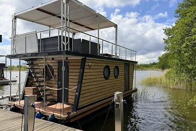 Schwimmendes Ferienhaus Wesenberg