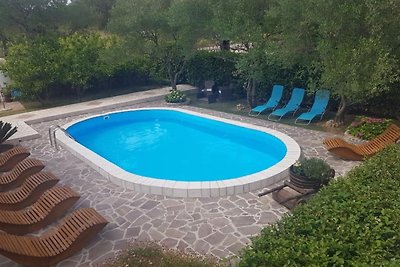 Ferienwohnung mit Pool fur 2-6 Pers