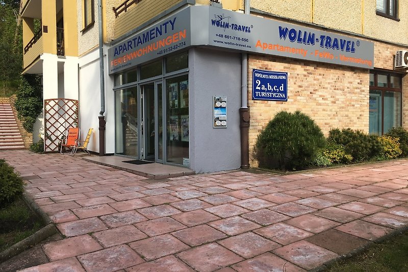 Wolin-Travel Office