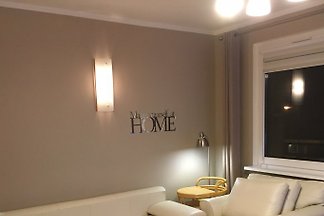Apartament w domu w parku