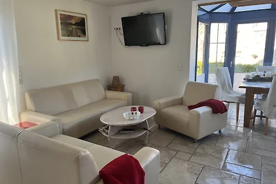 Ferienhaus-Seeblick, 50m zum Strand