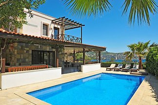 VILLA AZURO