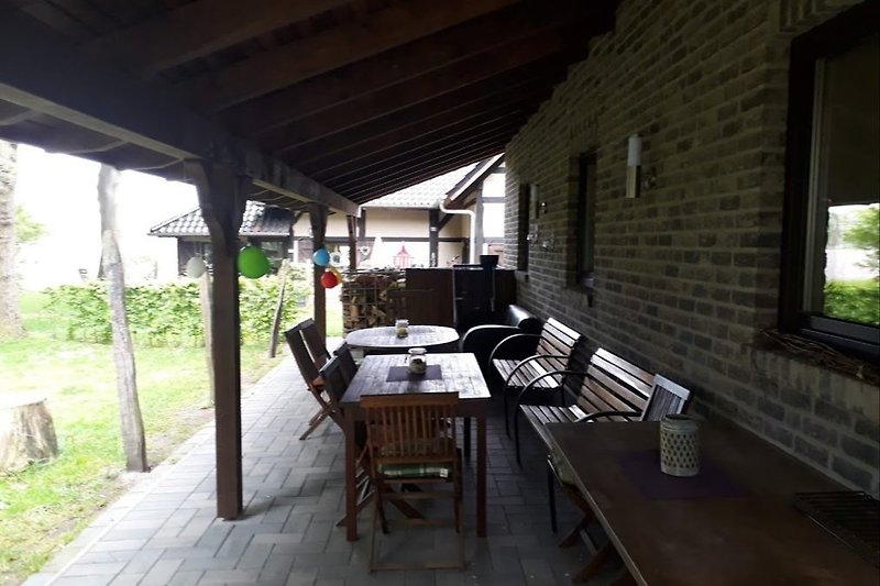 Covered terrace