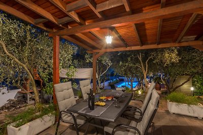House Oliva 2/4