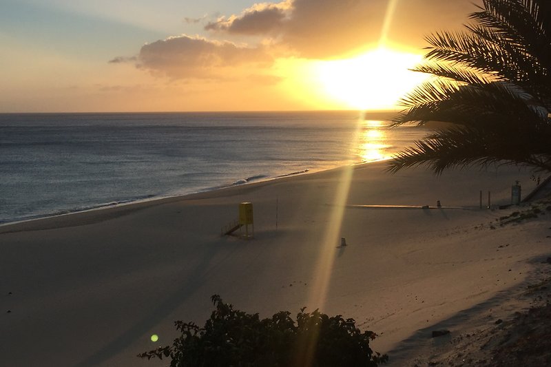 Sonnenuntergang am Strand von Morro Jable 