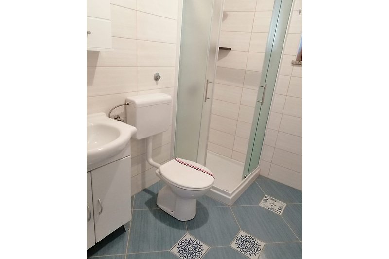 2 person Apartment - bathroom