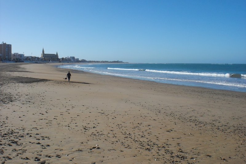 Strand “Regla”, zu Fuß nur 5 Minuten vom Haus entfernt.