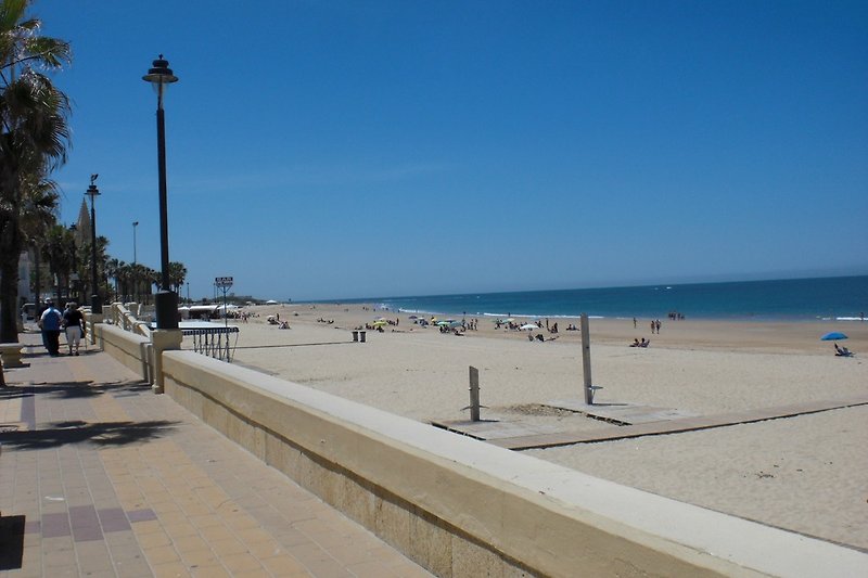 Strand “Regla”, zu Fuß nur 5 Minuten vom Haus entfernt.