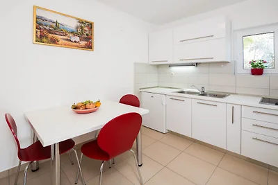 Apartments Bili Osibova Milna