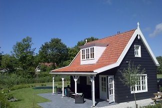 Luxus Ferienhaus, gute Lage, Ruhe