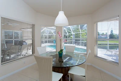 Villa Lakeside
