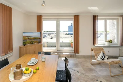Penthouse F23