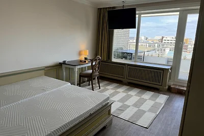 Penthouse F23
