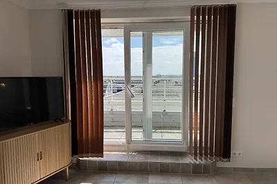 Penthouse F23