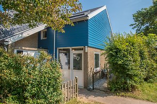 bungalow bij  strand en zee!