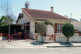 Palodia Holiday House