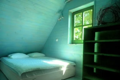Summerhouse di travi in ​​legno