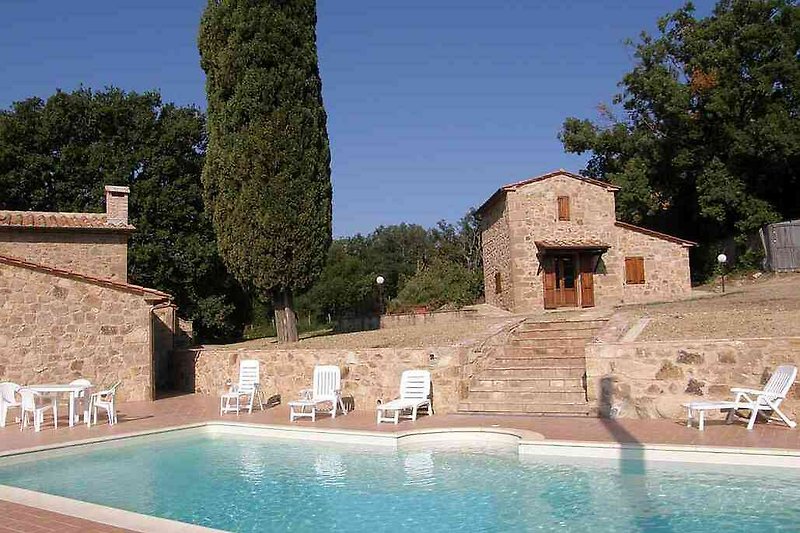 Casa il Seccatoio with pool for 2-4 persons