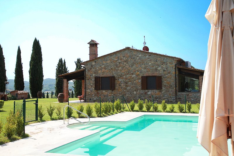 Casa Ramerino in a secluded location with pool, jacuzzi, playground.