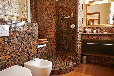 Villa Pomona mit Pool - Alleinng