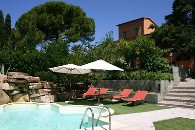 La Piastraia luxuriöses Ferienhaus mit Privat-Pool und Panorama Meerblick