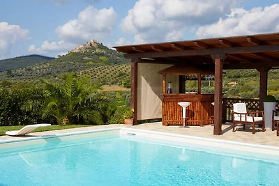 Villa Pomona mit Pool - Alleinng