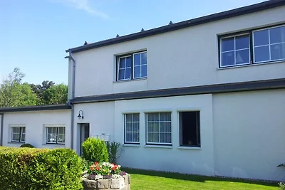Weisses Haus am Meer