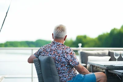 Hausboot Lubodne – exklusiver Urlaub auf der...