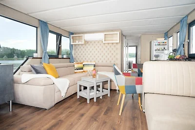 Hausboot Lubodne – exklusiver Urlaub auf der...
