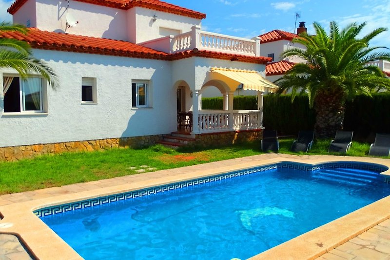 Villa Esmeralda mit Pool u. Klima