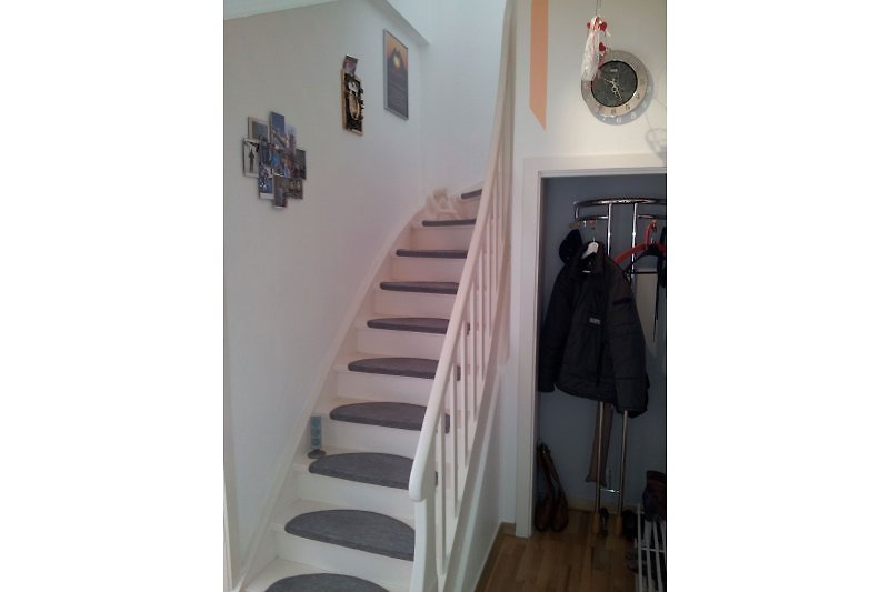 Treppenaufgang zum Schlafzimmer OG