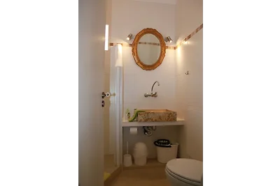 Casinha Romantica Ap.QUINTAL