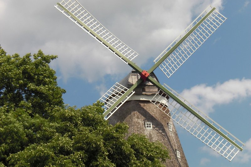 Die Röbeler Windmühle