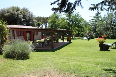 Appartamento 6 P +2 camere da letto + piscina