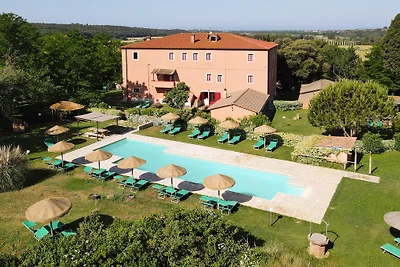 Appartamento 6 P +2 camere da letto + piscina