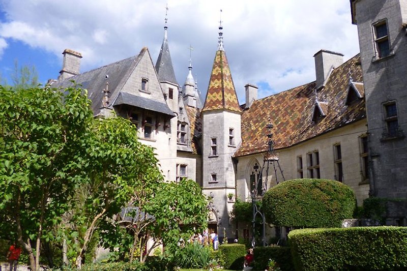 La Rochepot castle at 25km