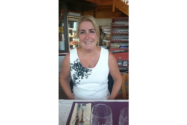 Madame G. CUDENNEC Madame G. CUDENNEC