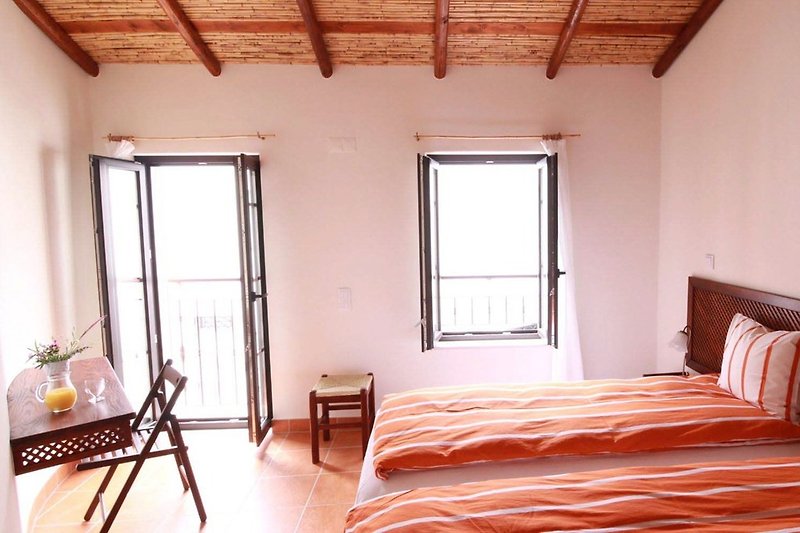 Casa Laranja - 5 Schlafzimmer jeweils mit Bad